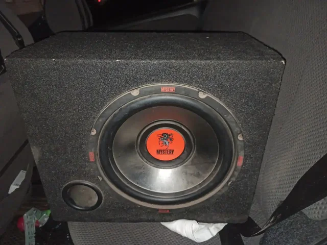 Саб с усилителем Mystery в Казани - Электроника в Казань