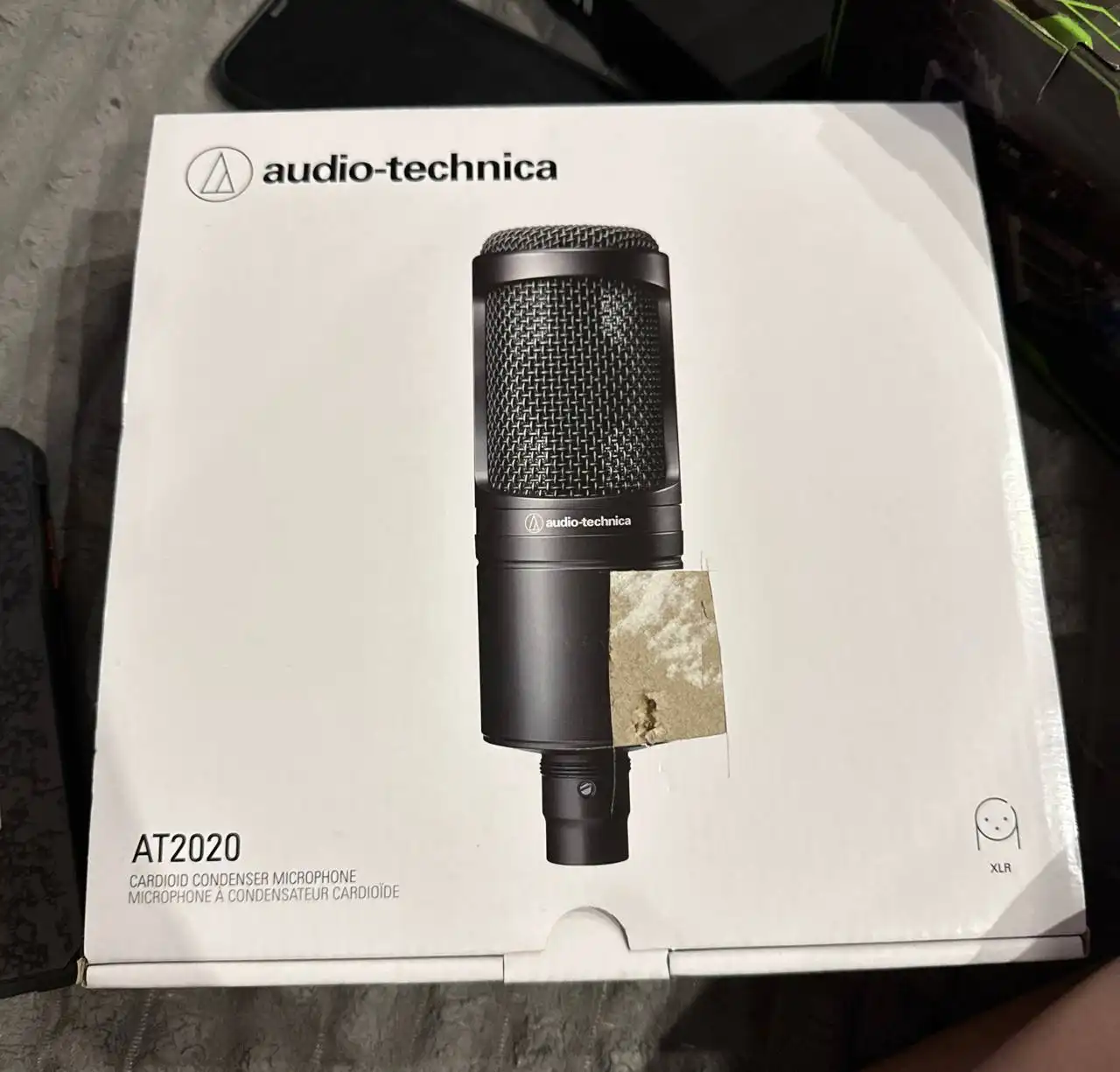 Продам студийный микрофон