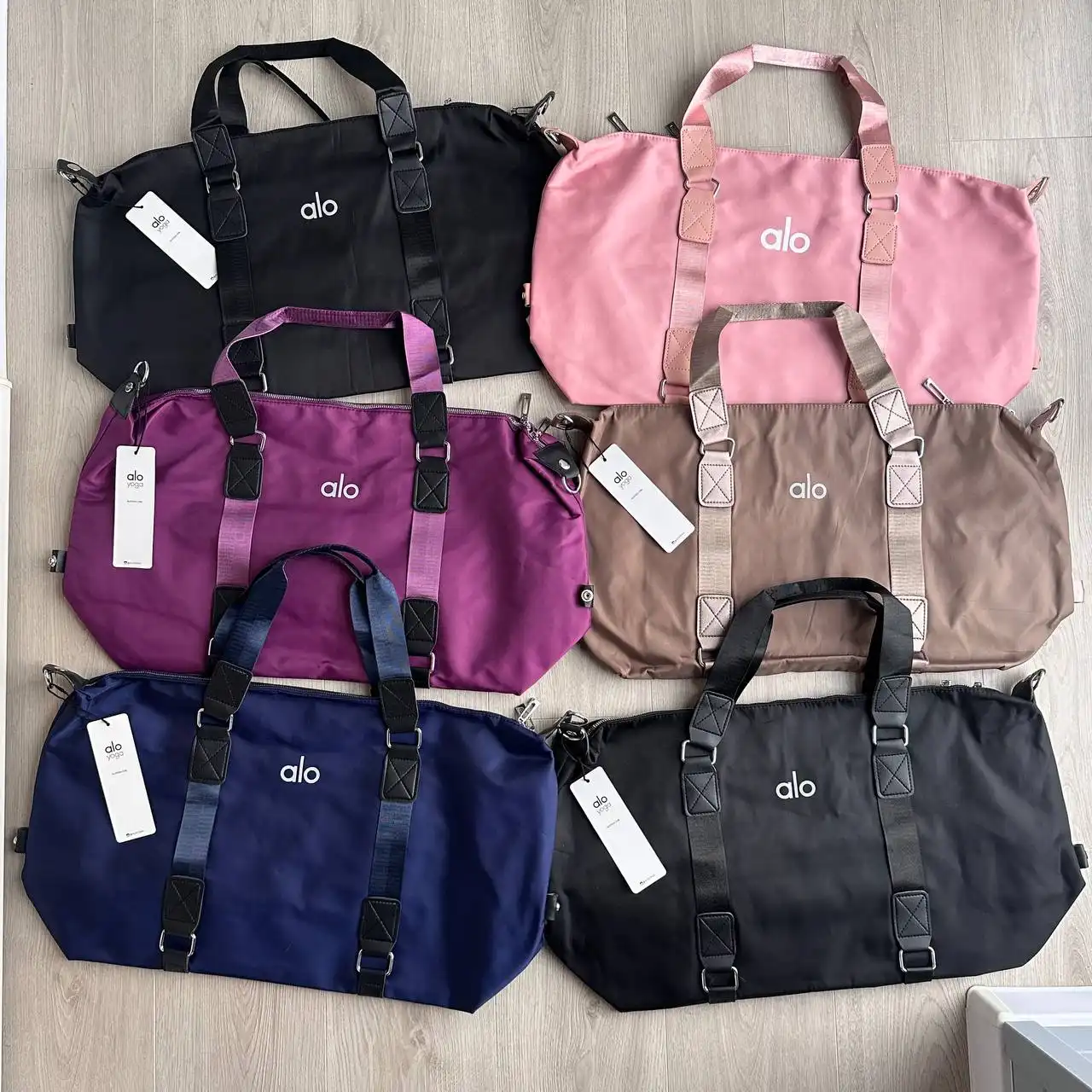 Сумки Alo Yoga новые с биркой