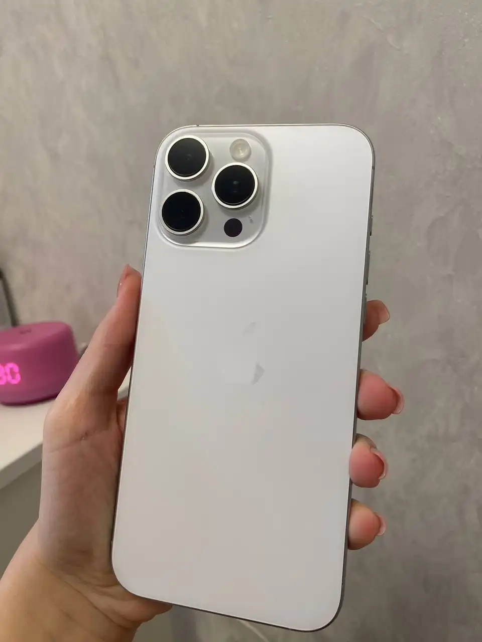 Продажа iPhone 16 Pro Max 512 ГБ в идеальном состоянии