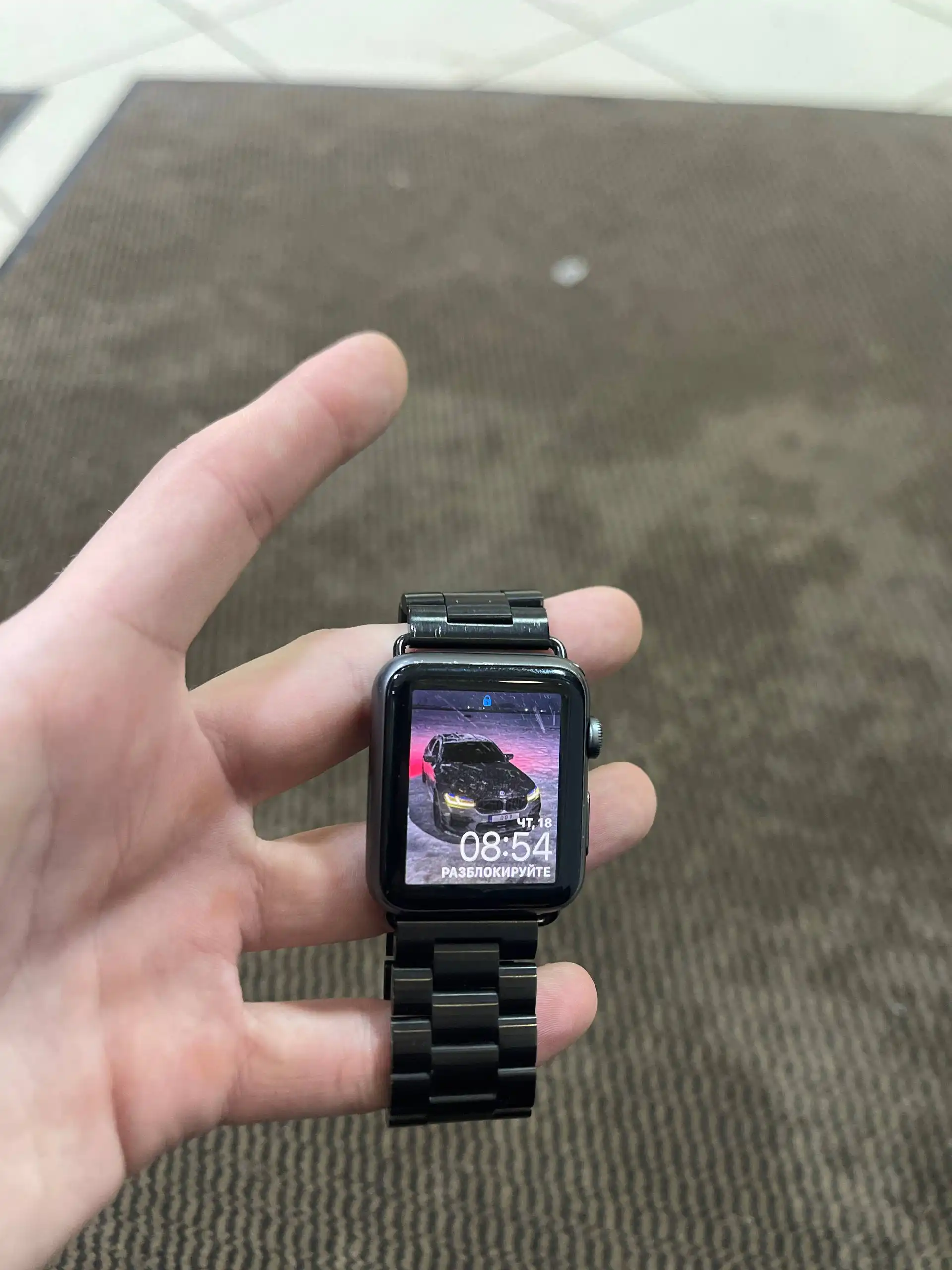 Продам Apple Watch Series 1 с царапинами