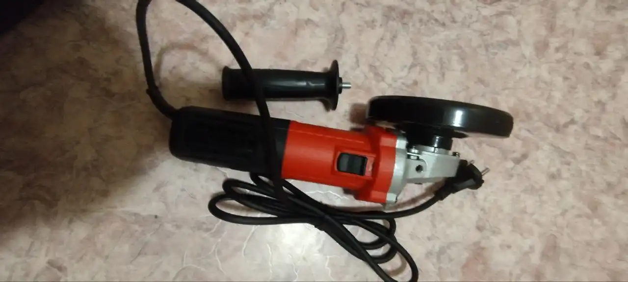 Продам новую болгарку TEENO с комплектом