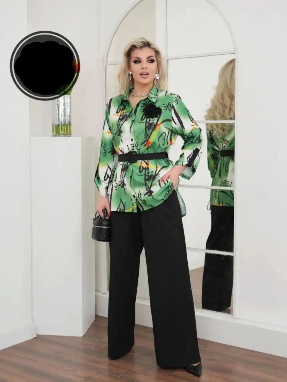 Продам новый костюм размер 50-52