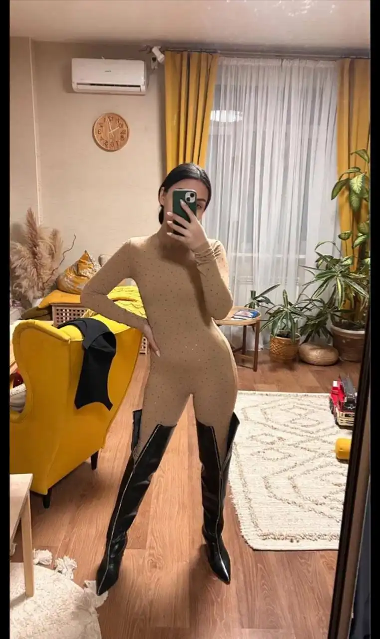 Продам комбинезон lime