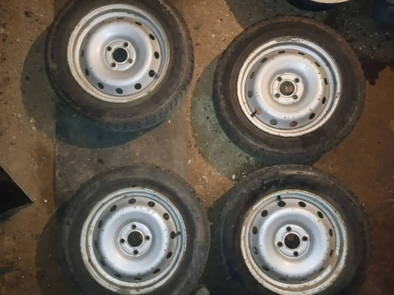 Колеса R15 с дисками