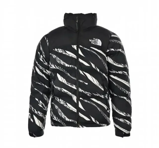 Продажа двухсторонних пуховиков TNF Барашки - частное объявление в Казань