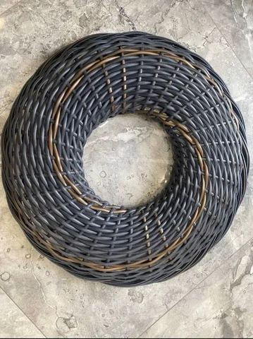 Венок из ротанга новый - частное объявление в Казань