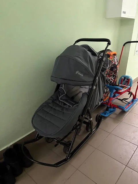 Детские товары: санки-коляска, прогулочная коляска, стульчик для кормления - Автокресла в Казань