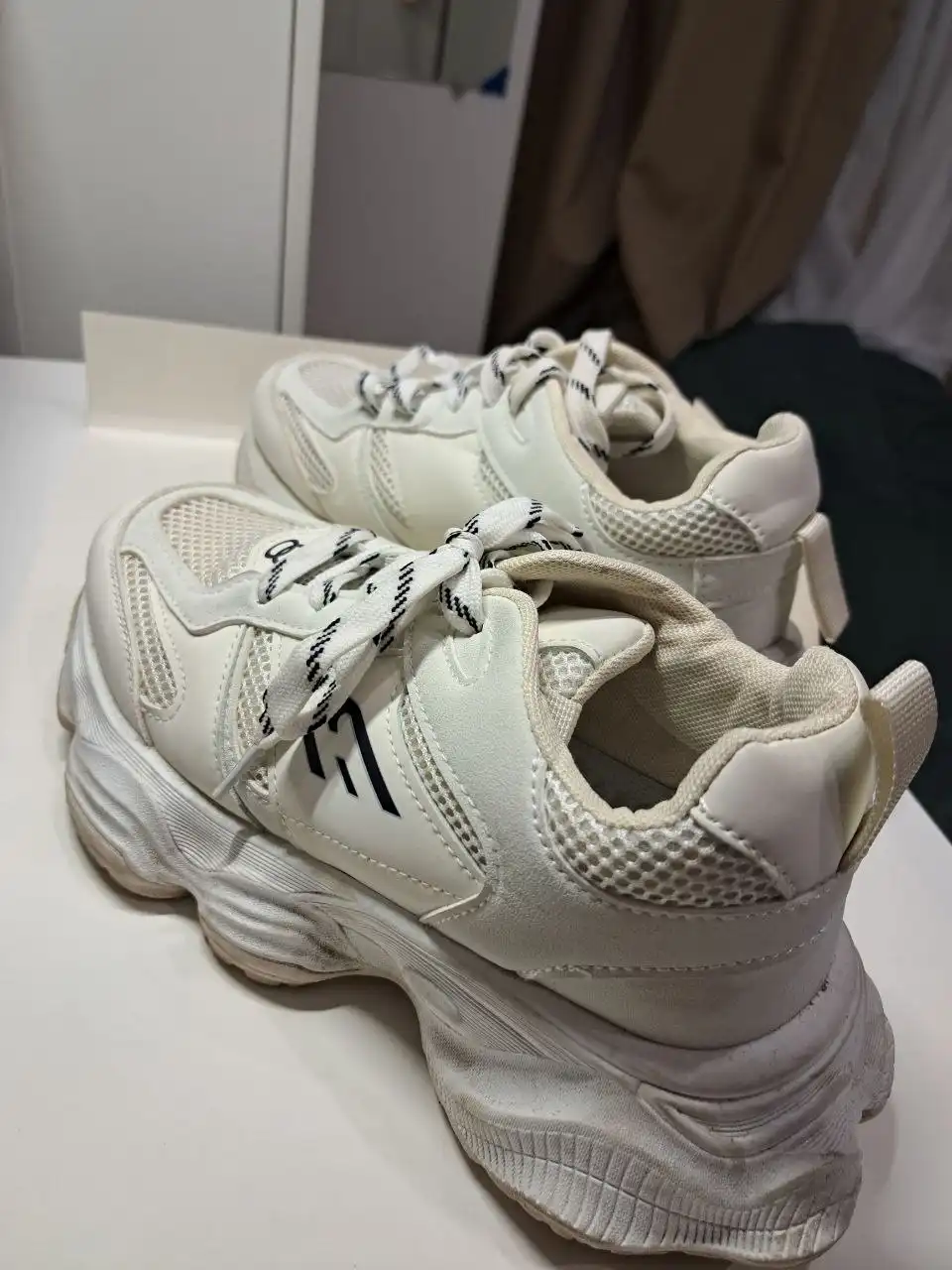 Кроссовки 38 размер