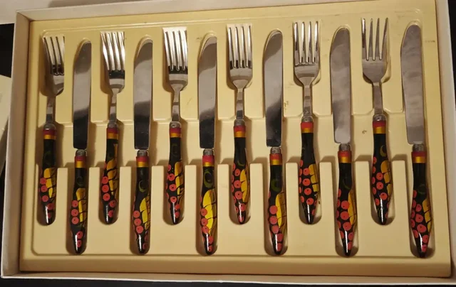 Столовый набор «Рассвет» 1997 г. (АО «Труд», Вача) - Посуда и кухонные принадлежности в Казань