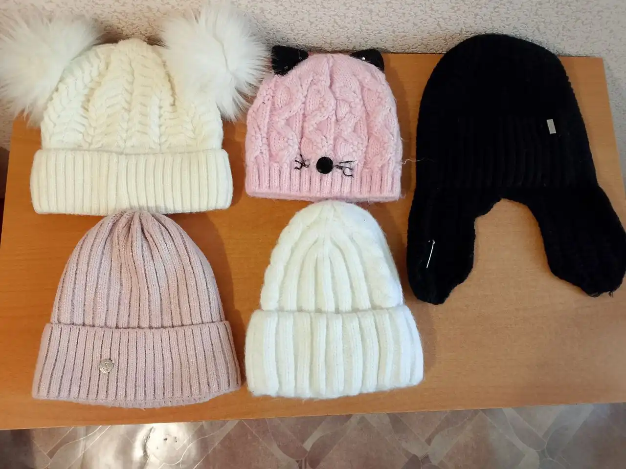Детские зимние шапки, 5 шт. - Головные уборы (Товары для детей) в Казань
