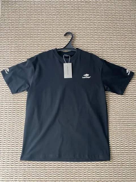 Футболки отличного качества новые - Одежда в Казань