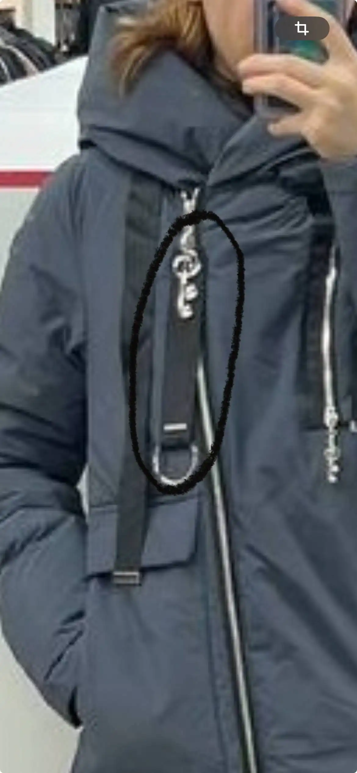 Продажа зимних курток и аксессуаров - Верхняя одежда (Одежда) в Казань