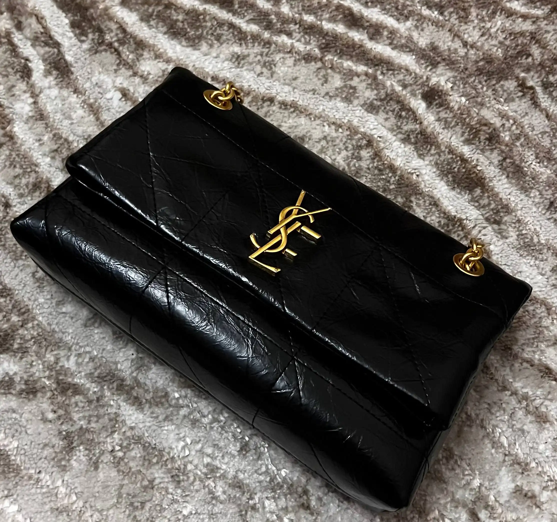 Продажа зимних курток и аксессуаров - Верхняя одежда (Одежда) в Казань