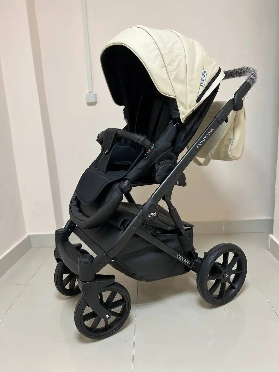 Продам детскую коляску в отлично состоянии - Коляски (Товары для детей) в Казань