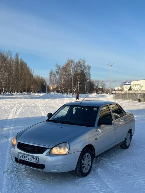 LADA PRIORA 2015 года с кондиционером в отличном состоянии - Внедорожники в Набережные Челны