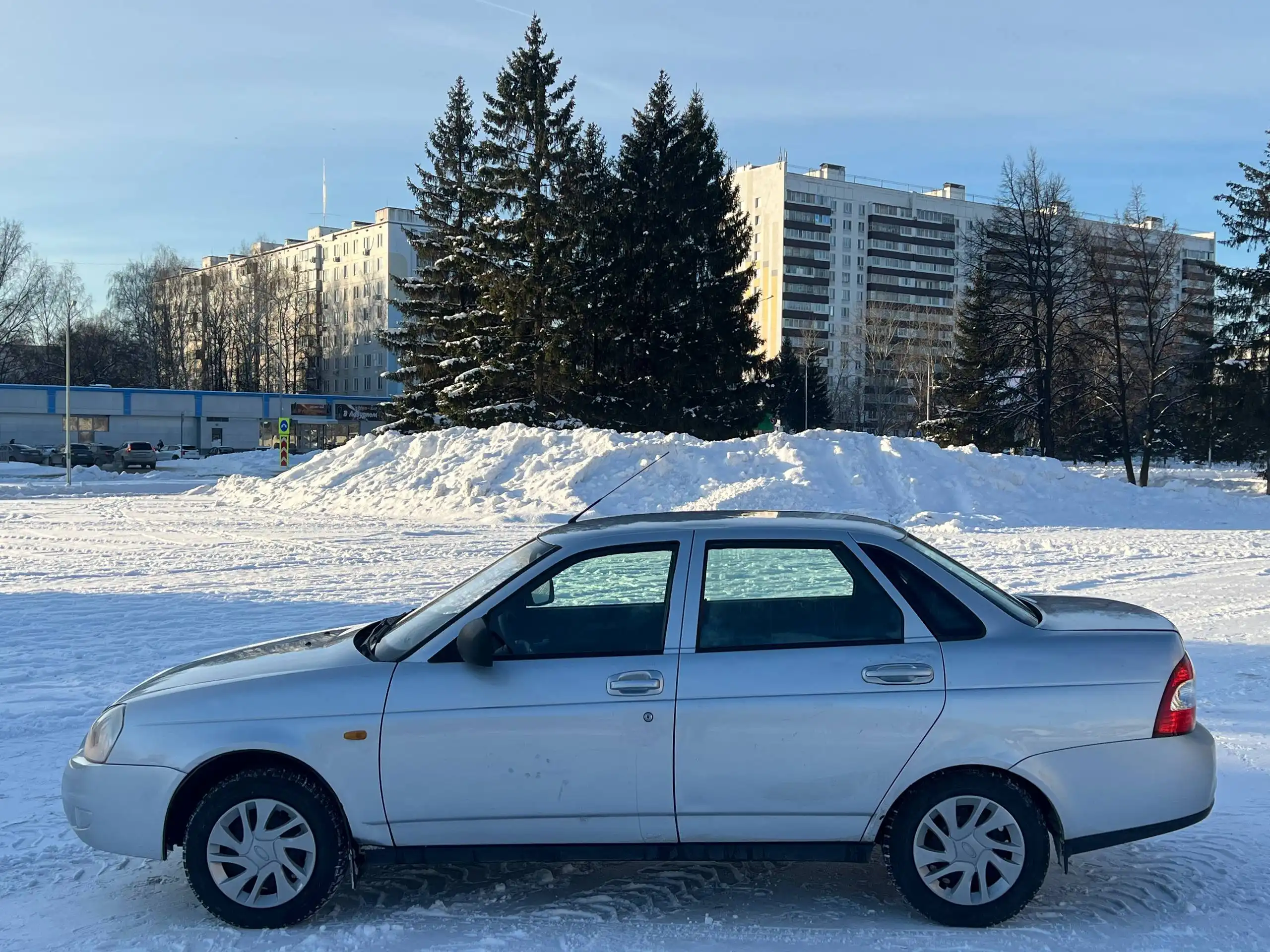LADA PRIORA 2015 года с кондиционером в отличном состоянии - Легковые автомобили (Авто) в Набережные Челны