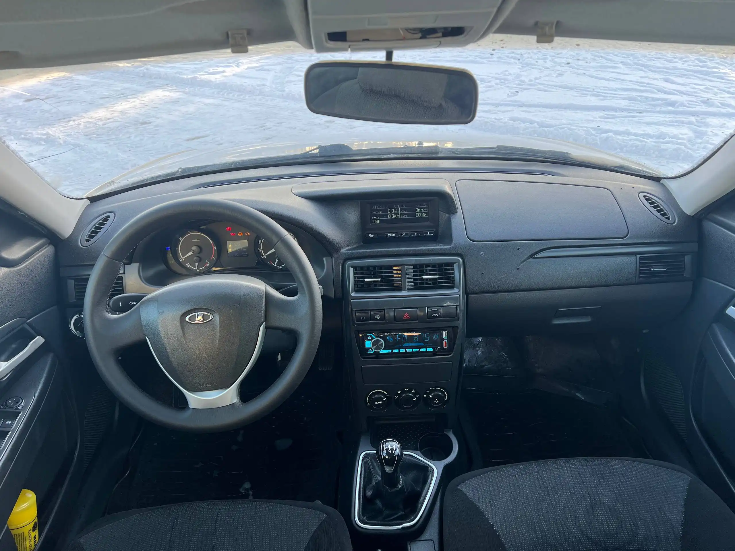 LADA PRIORA 2015 года с кондиционером в отличном состоянии - Легковые автомобили (Авто) в Набережные Челны