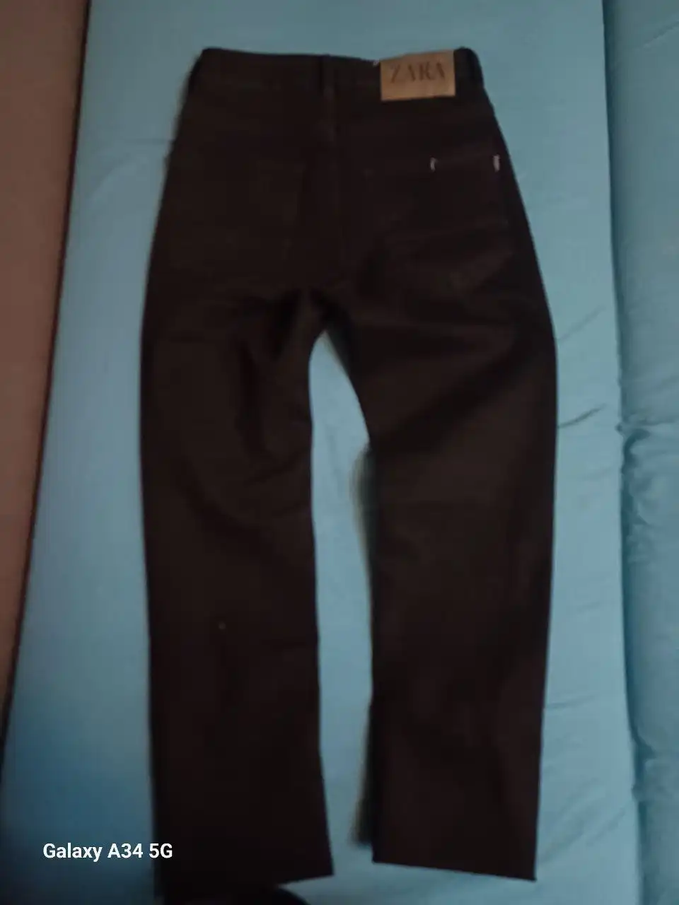 Джинсы Zara slim fit (S) и ремни Hermes, Gucci - Джинсы и аксессуары (Одежда) в Казань