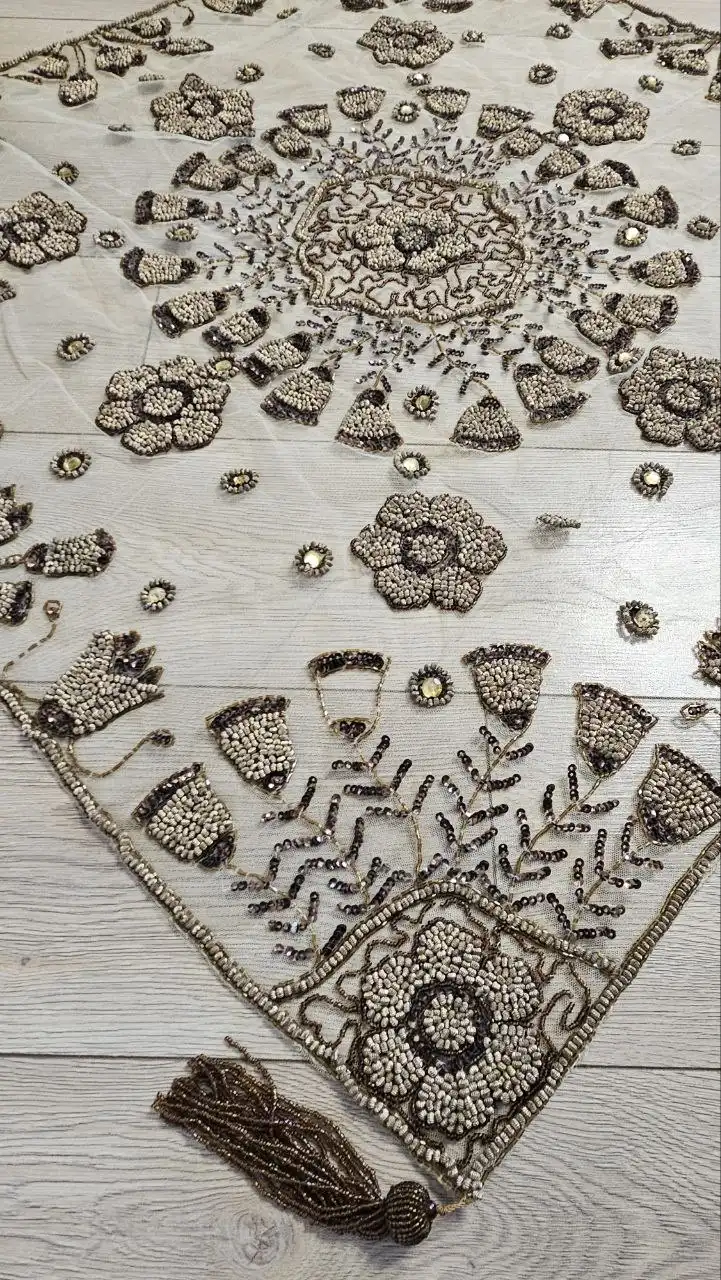 Продажа скатерти ручной работы из бисера и бус с наволочками - Рукоделие (Хобби и отдых) в Казань