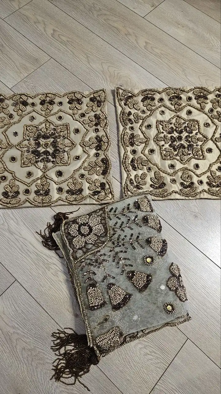 Продажа скатерти ручной работы из бисера и бус с наволочками - Рукоделие (Хобби и отдых) в Казань