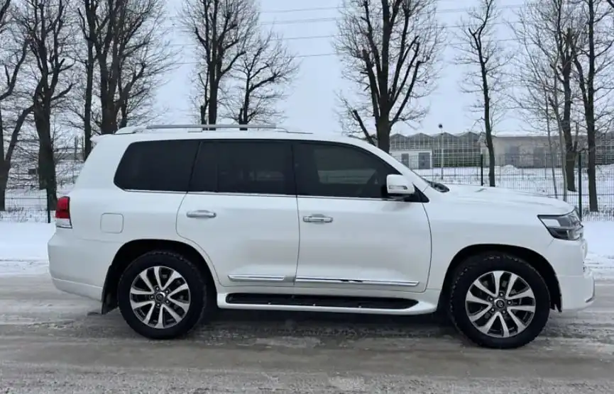 Toyota Land Cruiser 200 Executive Lounge 2017 - Внедорожники (Авто) в Казань