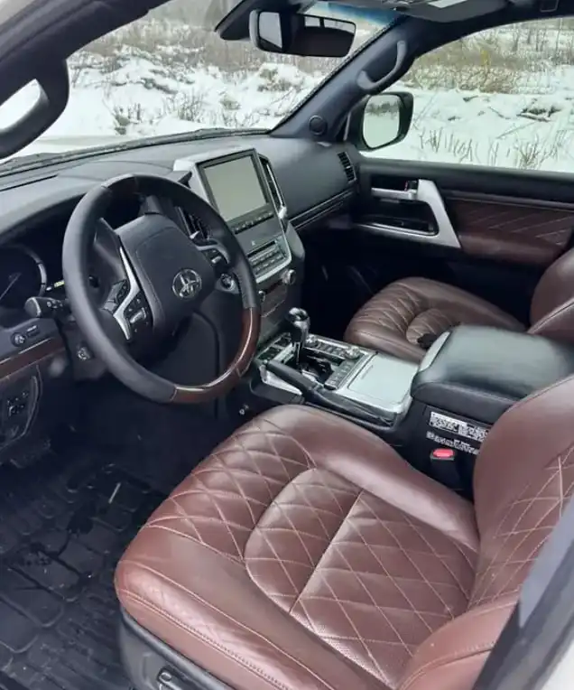 Toyota Land Cruiser 200 Executive Lounge 2017 - Внедорожники (Авто) в Казань