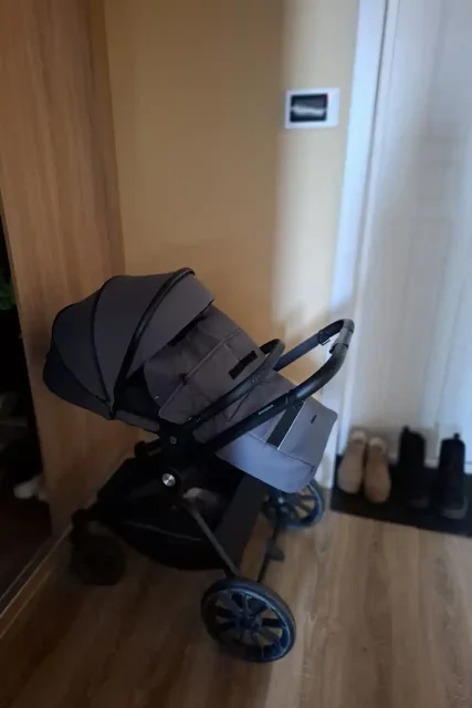 Продаётся коляска Jovola 3в1 - Товары для детей в Казань