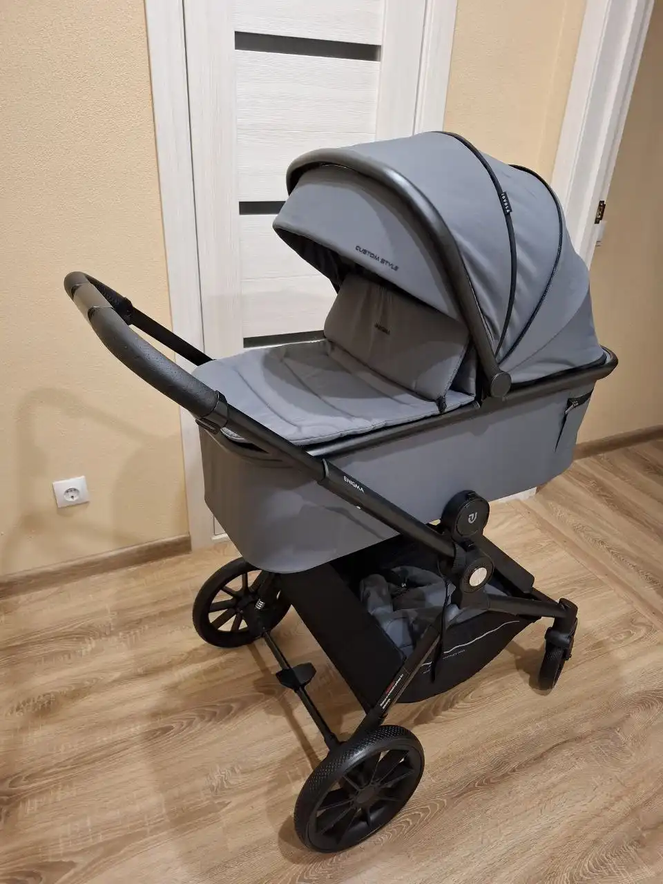 Продаётся коляска Jovola 3в1 - Коляски (Товары для детей) в Казань