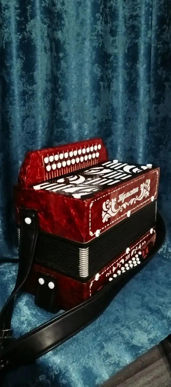 Продам гармонь Тульская 301 - Музыкальные инструменты (Хобби и отдых) в Казань