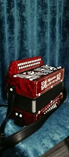 Продам гармонь Тульская 301 - Хобби и отдых в Казань