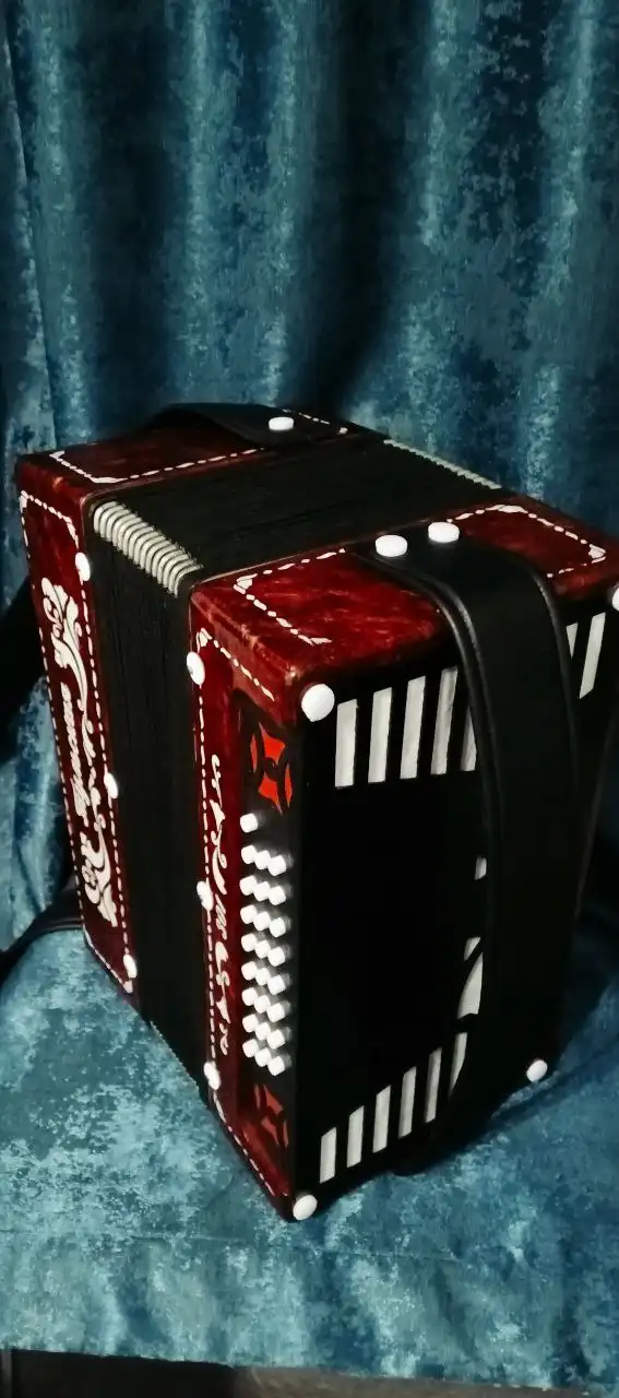 Продам гармонь Тульская 301 - Музыкальные инструменты (Хобби и отдых) в Казань