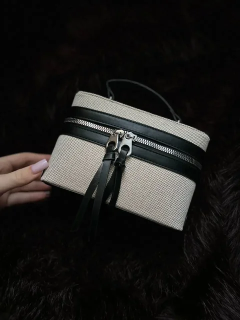 Классные сумочки в коричневом и черном цвете - Двойки в Казань