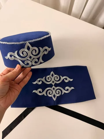 Продам комплект в Казани - Подарки в Казань