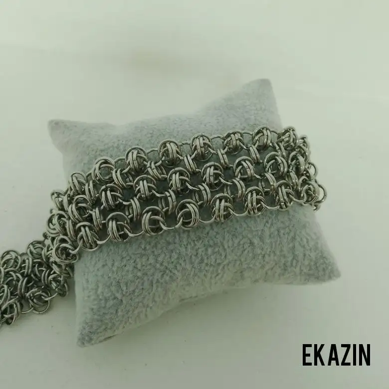 Браслеты ручного плетения - Аксессуары (Хобби и отдых) в Казань