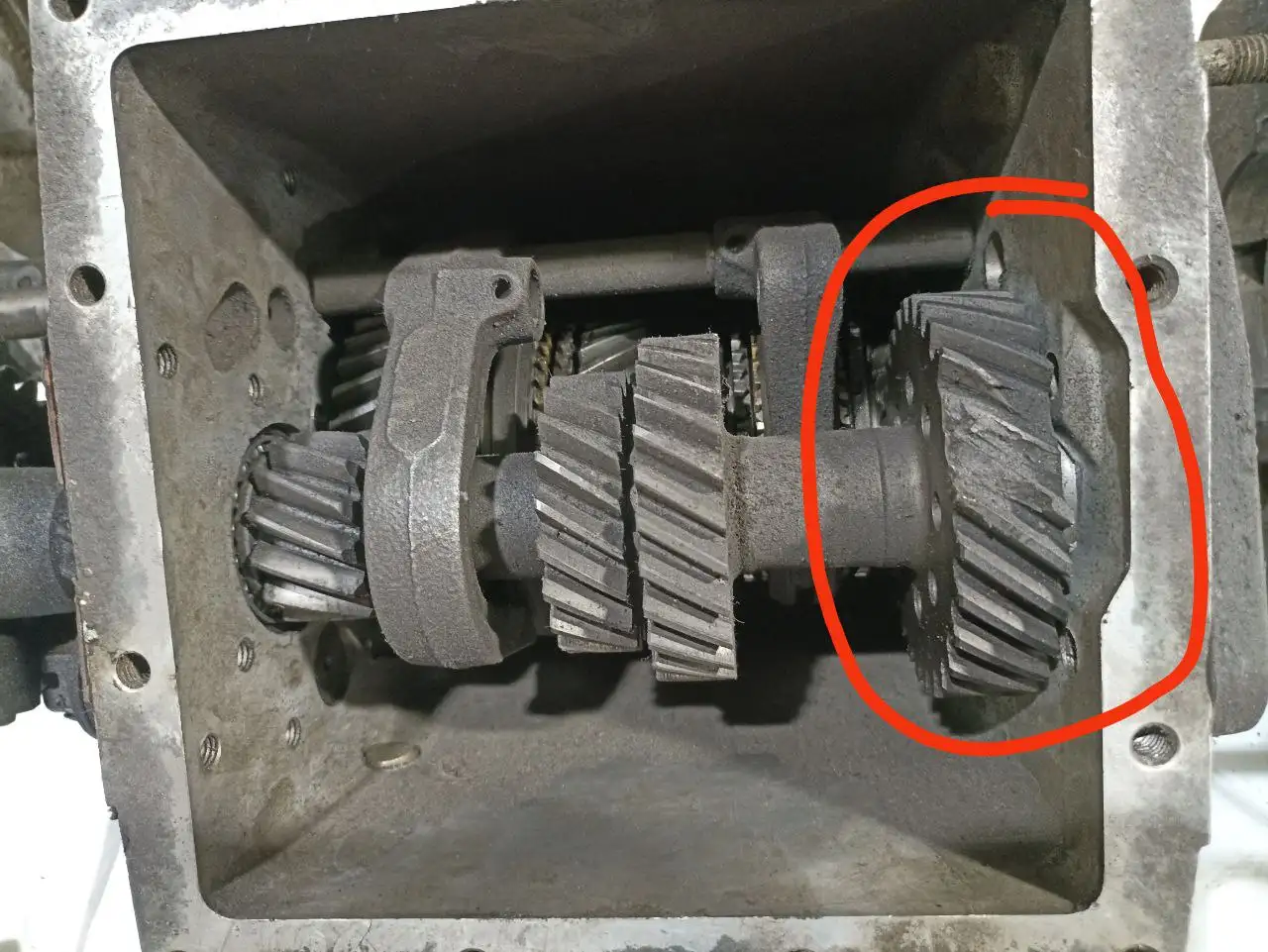 МКПП 5 ст. от Ford Bronco 2 на запчасти или ремонт - Трансмиссия (Запчасти) в Екатеринбург