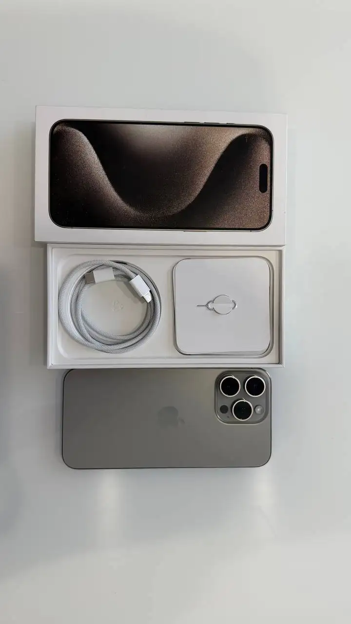 iPhone 15 Pro Max 256gb в идеальном состоянии - Смартфоны (Электроника) в Казань