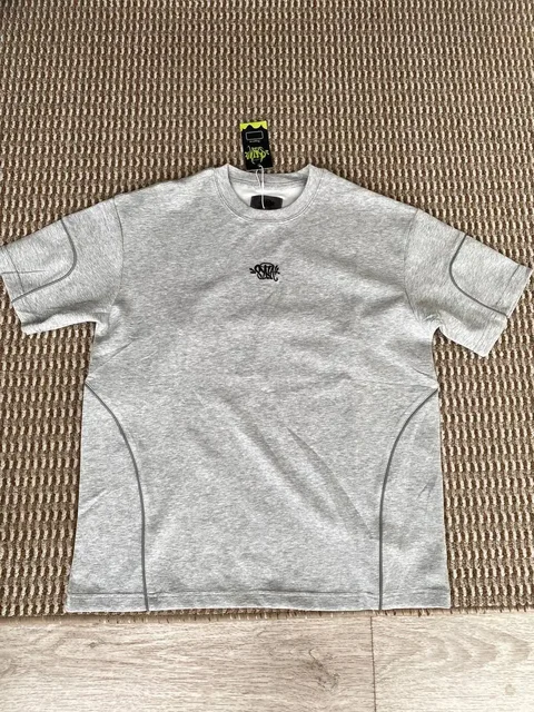 Продажа футболок и стульев - Подарки в Казань