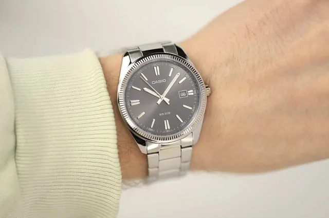 Часы Casio mtp-1302 новые оригинальные с чеком и гарантией - Игровые приставки в Казань