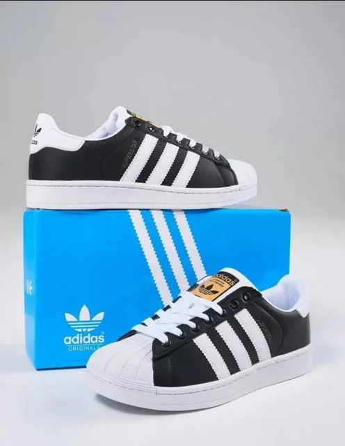 Новые кроссовки ADIDAS SUPERSTAR размер 42 - Аксессуары в Казань