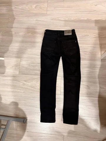 Продам джинсы slim fit Zara 38 размер - Аксессуары в Казань
