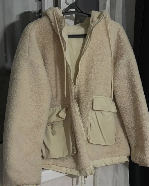 Двусторонняя куртка размер М - Пальто в Казань