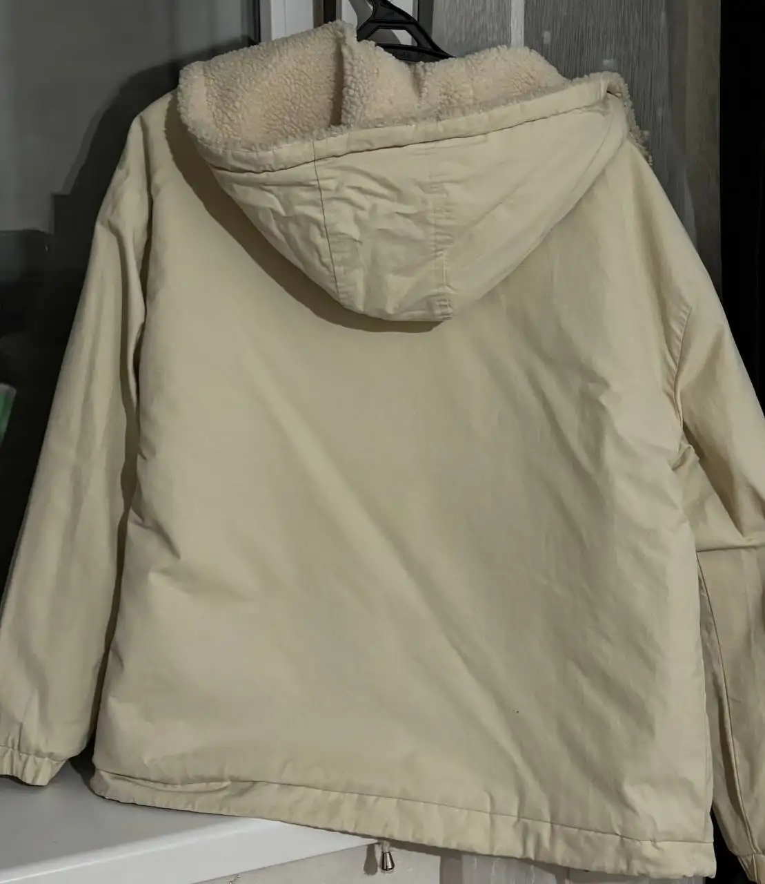 Двусторонняя куртка размер М - Верхняя одежда (Одежда) в Казань