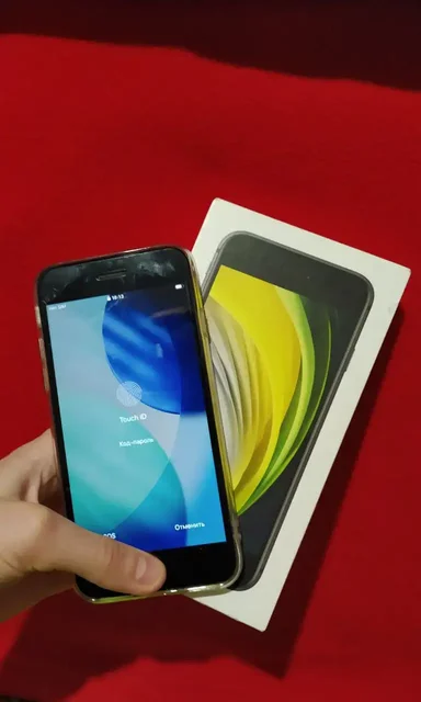 Продам iPhone SE 2020 64 ГБ - Телевизоры в Казань