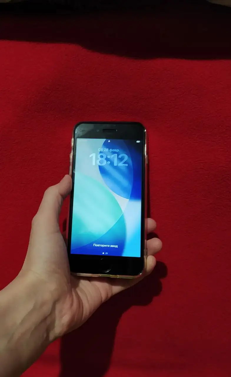 Продам iPhone SE 2020 64 ГБ - Смартфоны (Электроника) в Казань