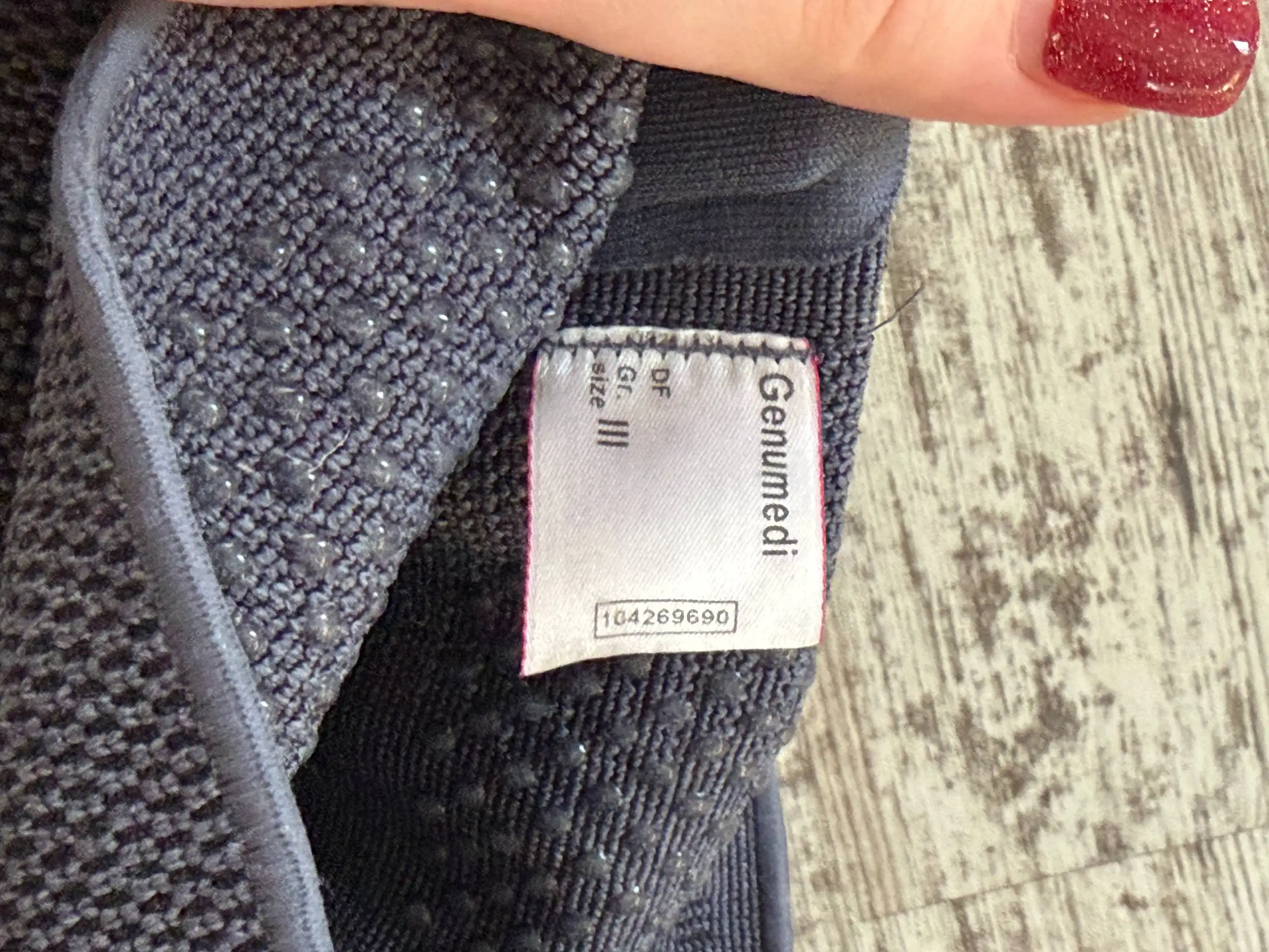 Бандаж коленный GENUMEDI ортопедический с силиконовым кольцом - Ортопедия (Красота и здоровье) в Казань