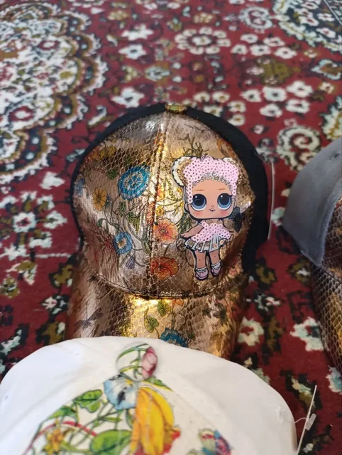 Продажа кепок для девочек - Джинсы в Казань