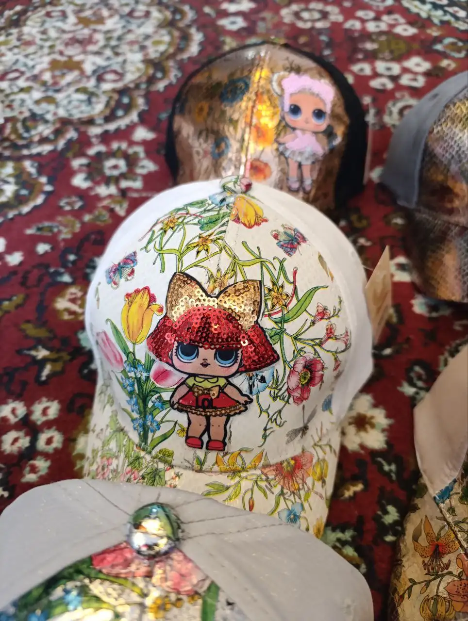 Продажа кепок для девочек - Головные уборы (Одежда) в Казань