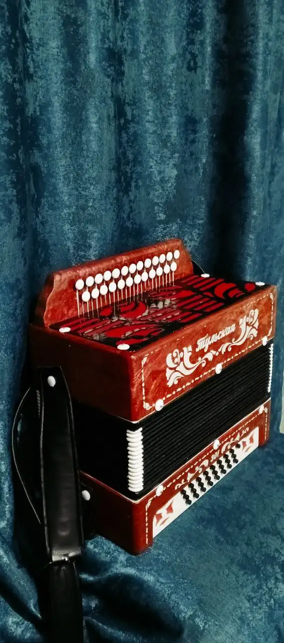 Продам гармонь Тульская 301 - Музыкальные инструменты (Хобби и отдых) в Казань