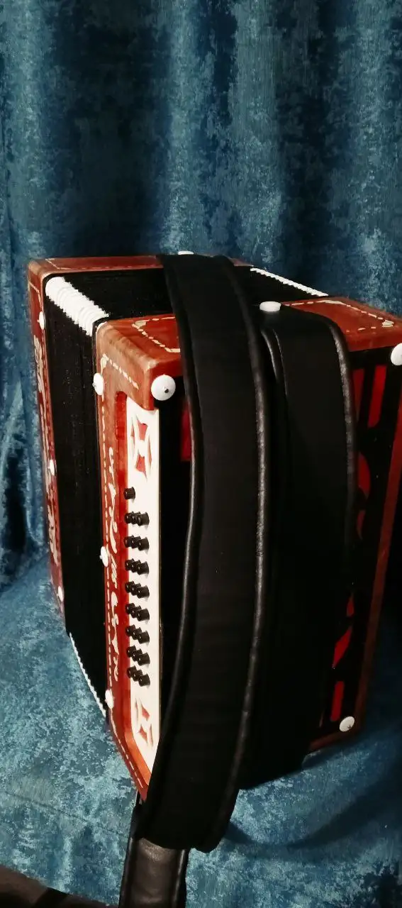 Продам гармонь Тульская 301 - Музыкальные инструменты (Хобби и отдых) в Казань